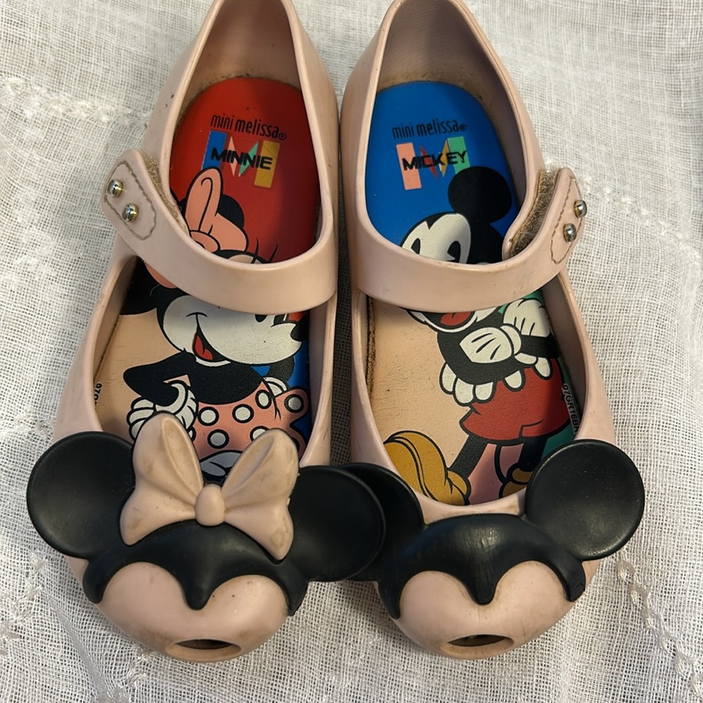 Mini Melissa Mikey and Minnie mouse cute peep toe sandals - Picture 3 of 10